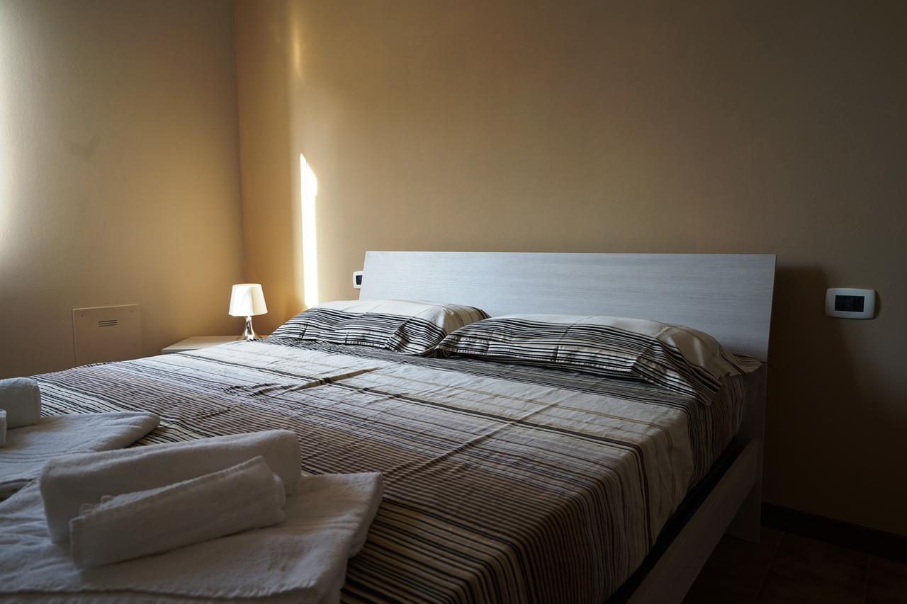 La Casa Di Rivo Hotel Desenzano del Garda Eksteriør billede