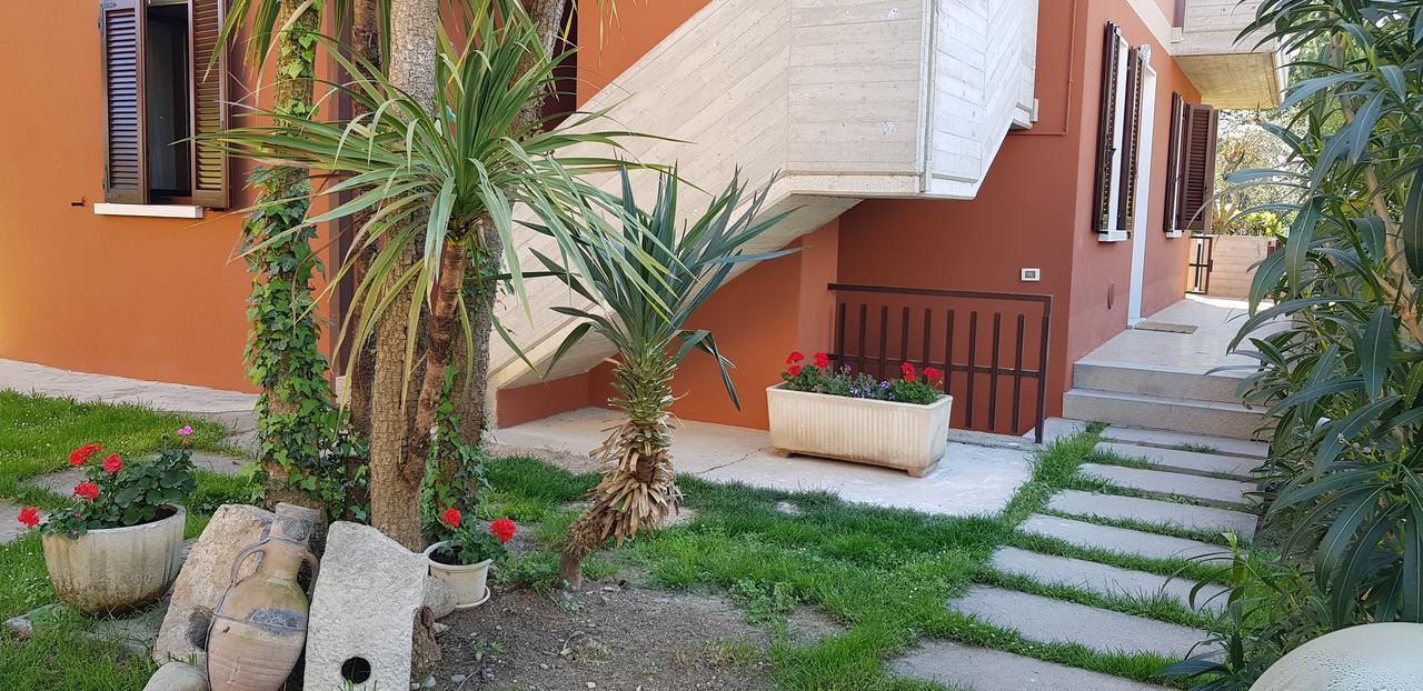 La Casa Di Rivo Hotel Desenzano del Garda Eksteriør billede
