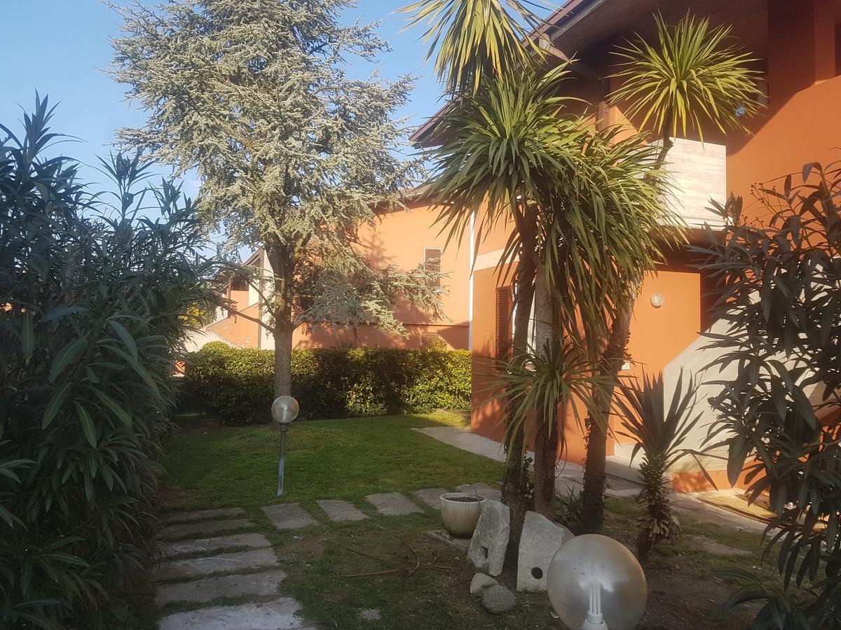 La Casa Di Rivo Hotel Desenzano del Garda Eksteriør billede